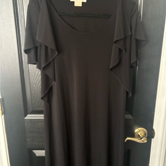 ‼️Price Drop‼️End of Summer Sale‼️ Michael Kors Black Dress with Ruffle Sleeves - Picture 1 of 5